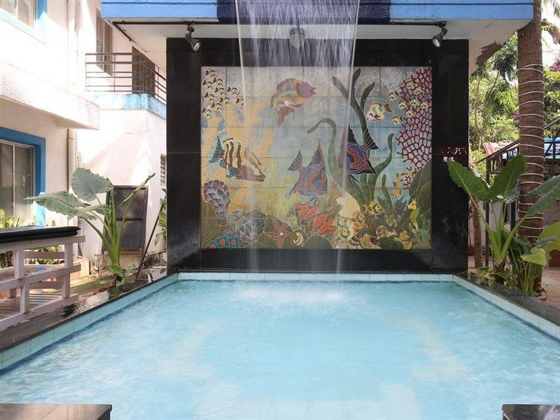 Magnum Resort Candolim Exterior foto