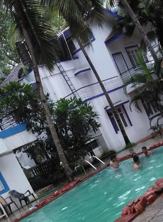 Magnum Resort Candolim Exterior foto